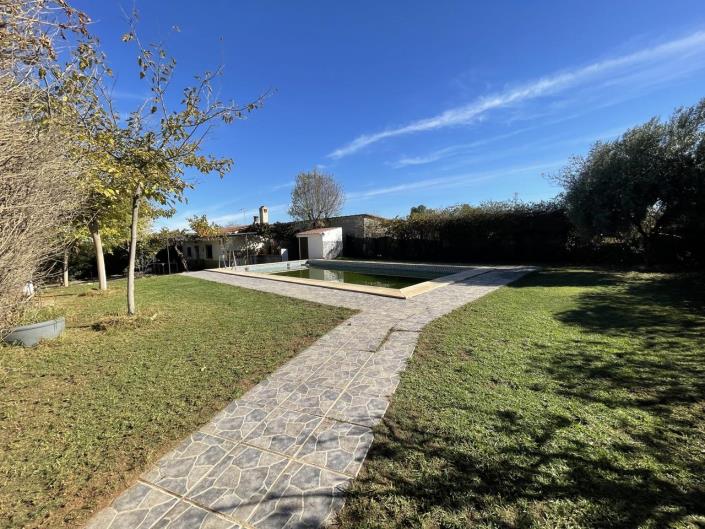 Image No.43-4 Bed Property for sale