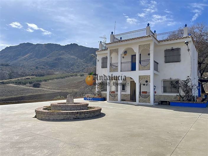 Image No.1-Propriété de 4 chambres à vendre à Montefrío