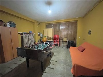 1b71b94b-0003670952