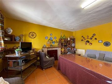 daa40b9a-0003670952