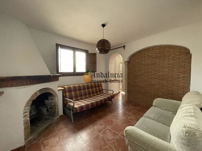 Image No.32-6 Bed Property for sale