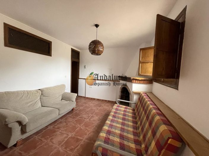 Image No.33-6 Bed Property for sale