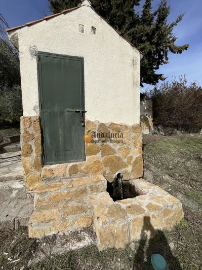 Image No.44-6 Bed Property for sale