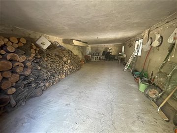 3694359-fbd8550a
