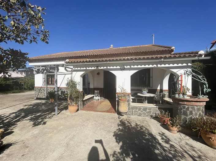 4 Bedrooms property for sale in Moraleda de Zafayona barbecue £159672 (Ref AP3144867)