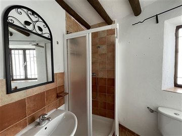 3721043-92509f63