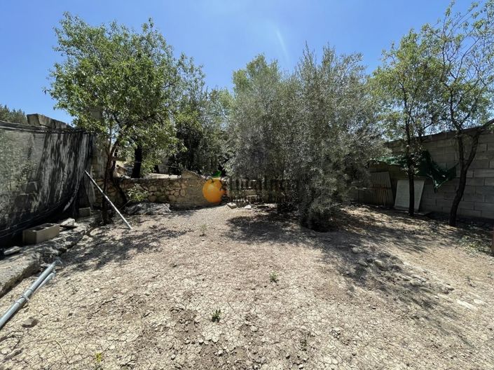 Image No.6-3 Bed Property for sale