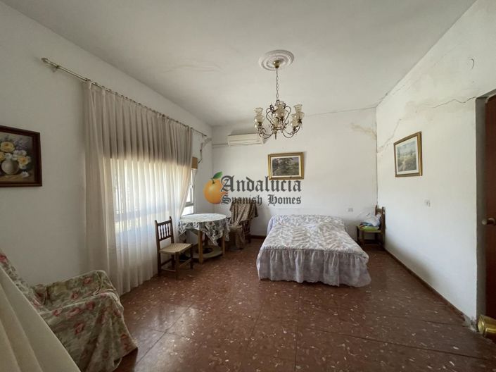 Image No.9-3 Bed Property for sale