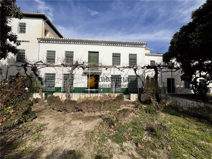 Image No.2-Propriété de 7 chambres à vendre à Loja