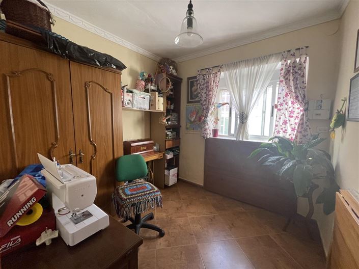 Image No.29-4 Bed Property for sale