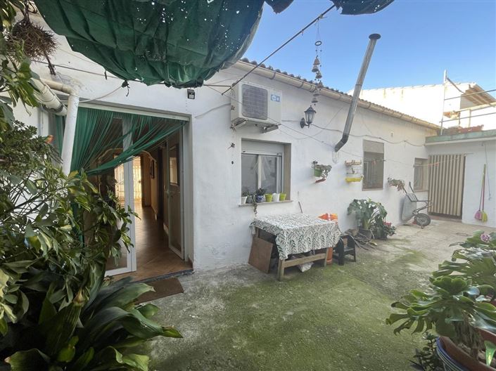 Image No.3-4 Bed Property for sale