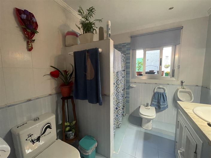 Image No.31-4 Bed Property for sale