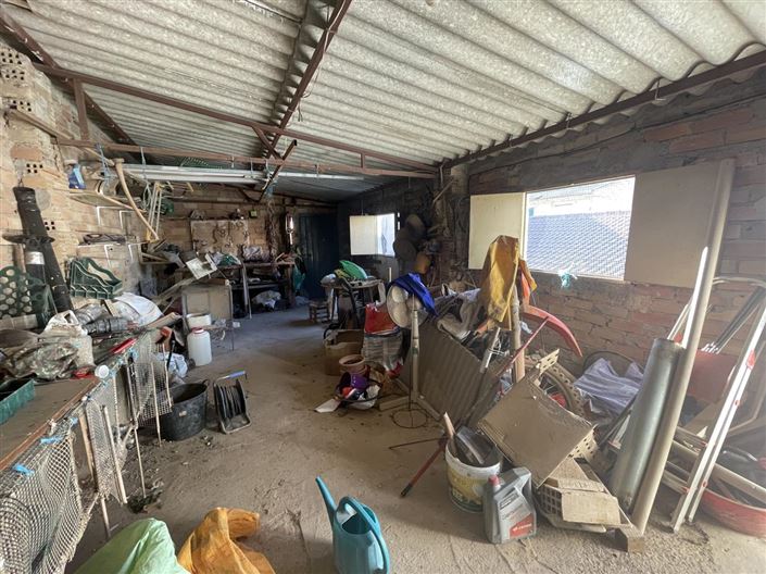 Image No.38-4 Bed Property for sale