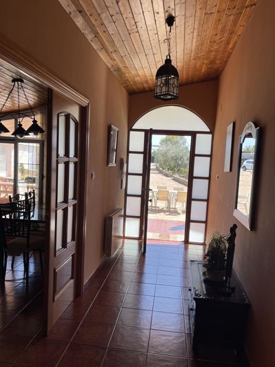 Image No.14-4 Bed Property for sale