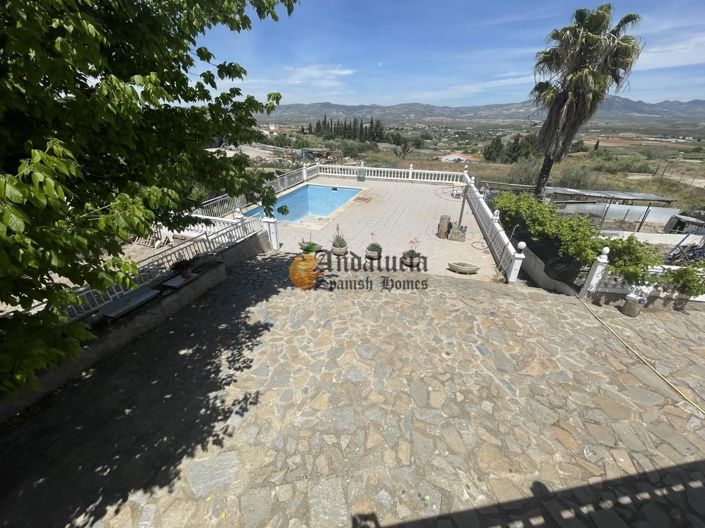 Image No.38-3 Bed Property for sale