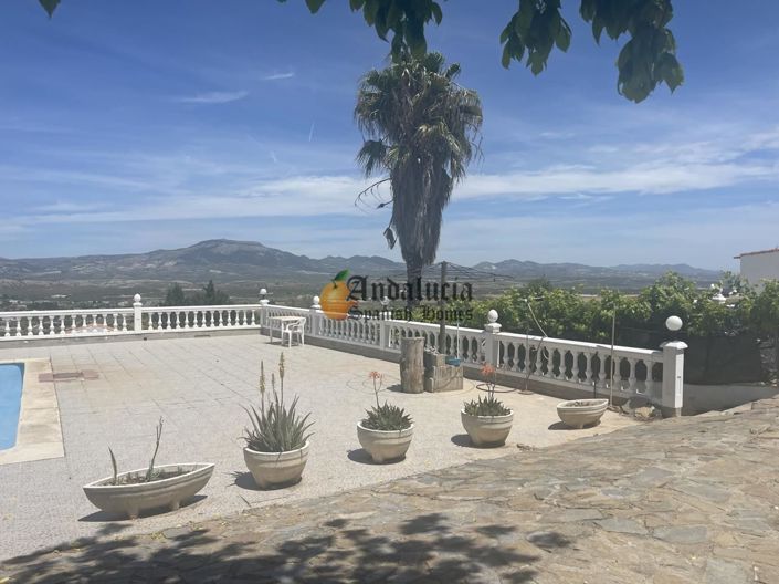 Image No.41-3 Bed Property for sale