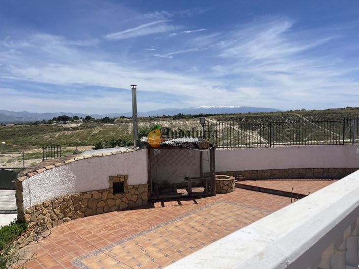 Image No.42-3 Bed Property for sale