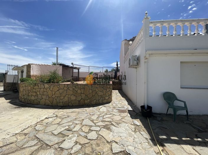 Image No.48-3 Bed Property for sale