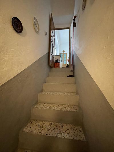 Image No.23-4 Bed Property for sale