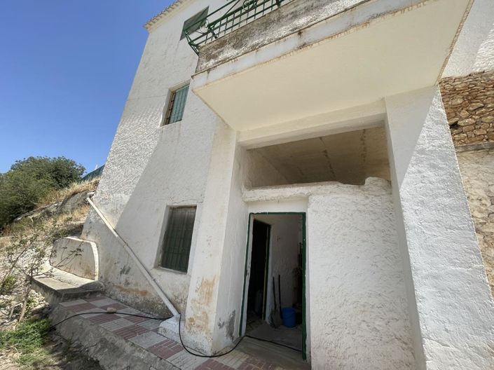 Image No.38-4 Bed Property for sale