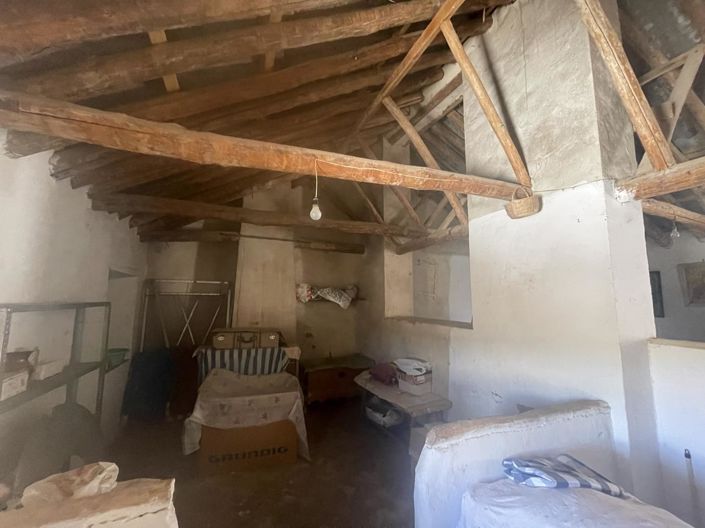 Image No.18-3 Bed Property for sale