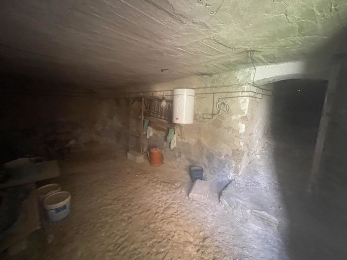 Image No.25-3 Bed Property for sale