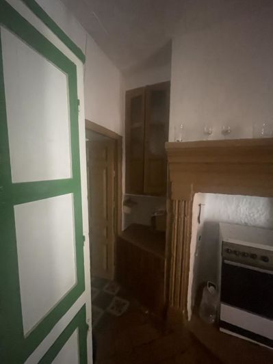 Image No.8-3 Bed Property for sale