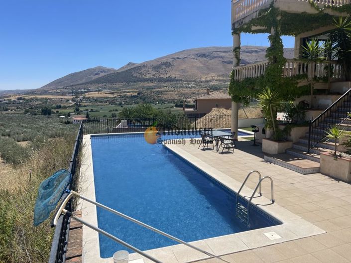 Image No.53-5 Bed Property for sale