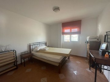 4032278-10a08a22