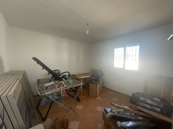 Image No.18-7 Bed Property for sale