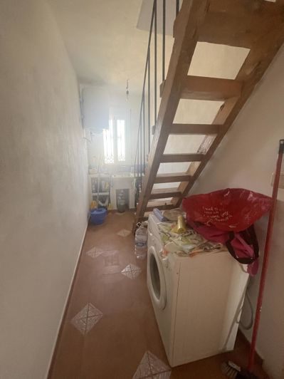 Image No.19-7 Bed Property for sale