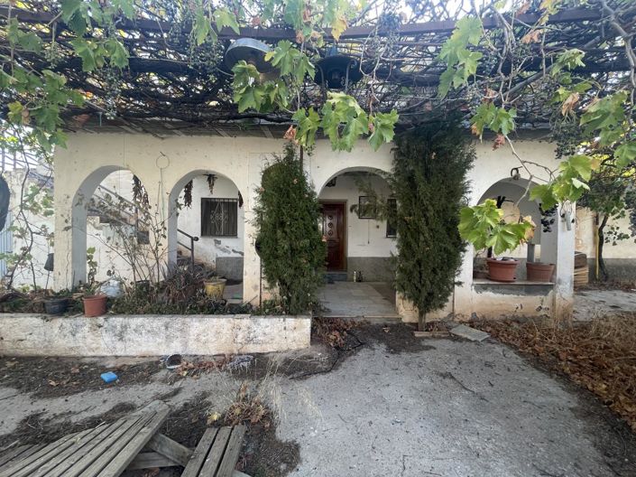 Image No.31-7 Bed Property for sale