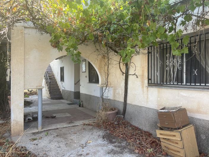 Image No.32-7 Bed Property for sale