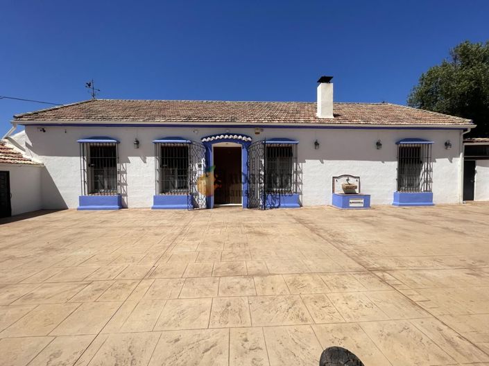 Image No.3-Propriété de 5 chambres à vendre à Íllora