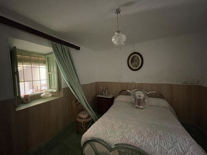 Image No.22-3 Bed Property for sale