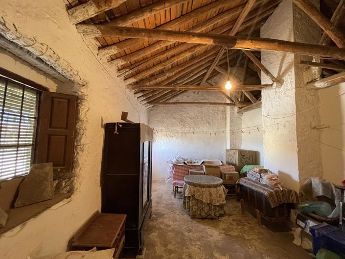 Image No.29-3 Bed Property for sale