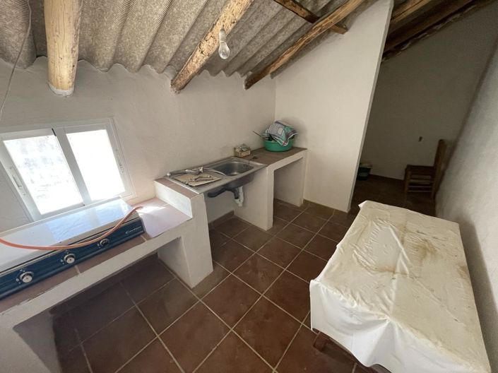 Image No.38-3 Bed Property for sale