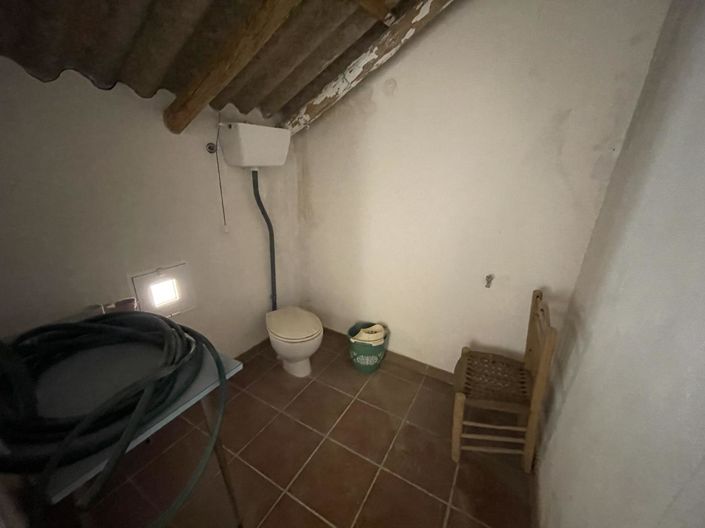 Image No.39-3 Bed Property for sale