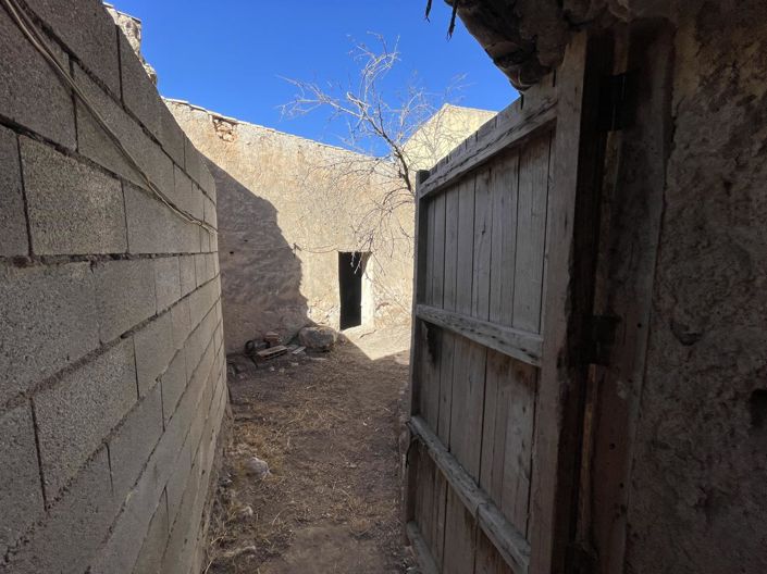 Image No.47-3 Bed Property for sale