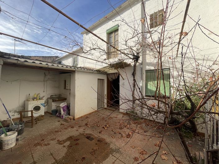 Image No.5-Propriété de 4 chambres à vendre à Íllora