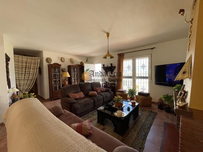 Image No.21-4 Bed Property for sale