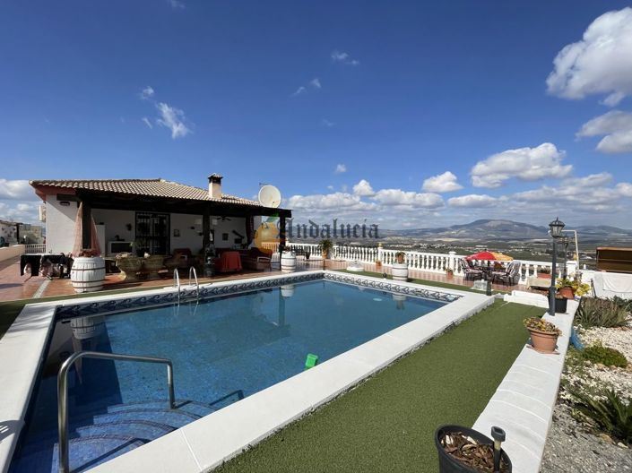 Image No.3-4 Bed Property for sale