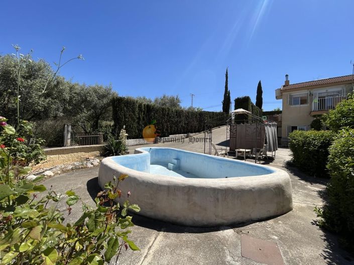Image No.1-3 Bed Property for sale