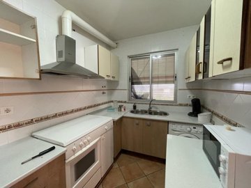 4126211-a6160b37