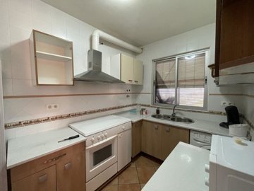 4126211-e33a1bf4