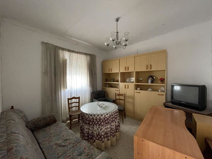 Image No.13-2 Bed Property for sale