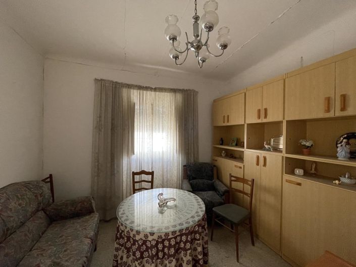 Image No.14-2 Bed Property for sale