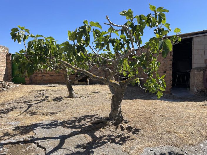 Image No.7-2 Bed Property for sale