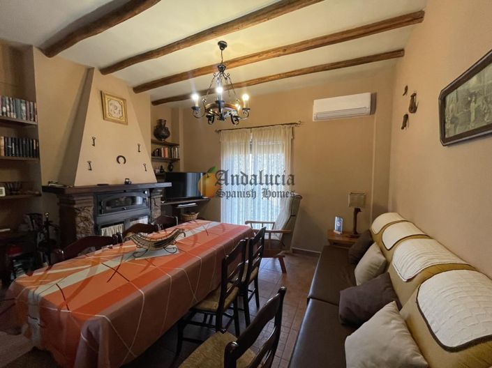 Image No.23-4 Bed Property for sale