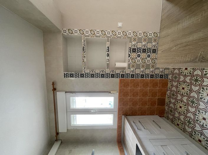 Image No.16-3 Bed Property for sale